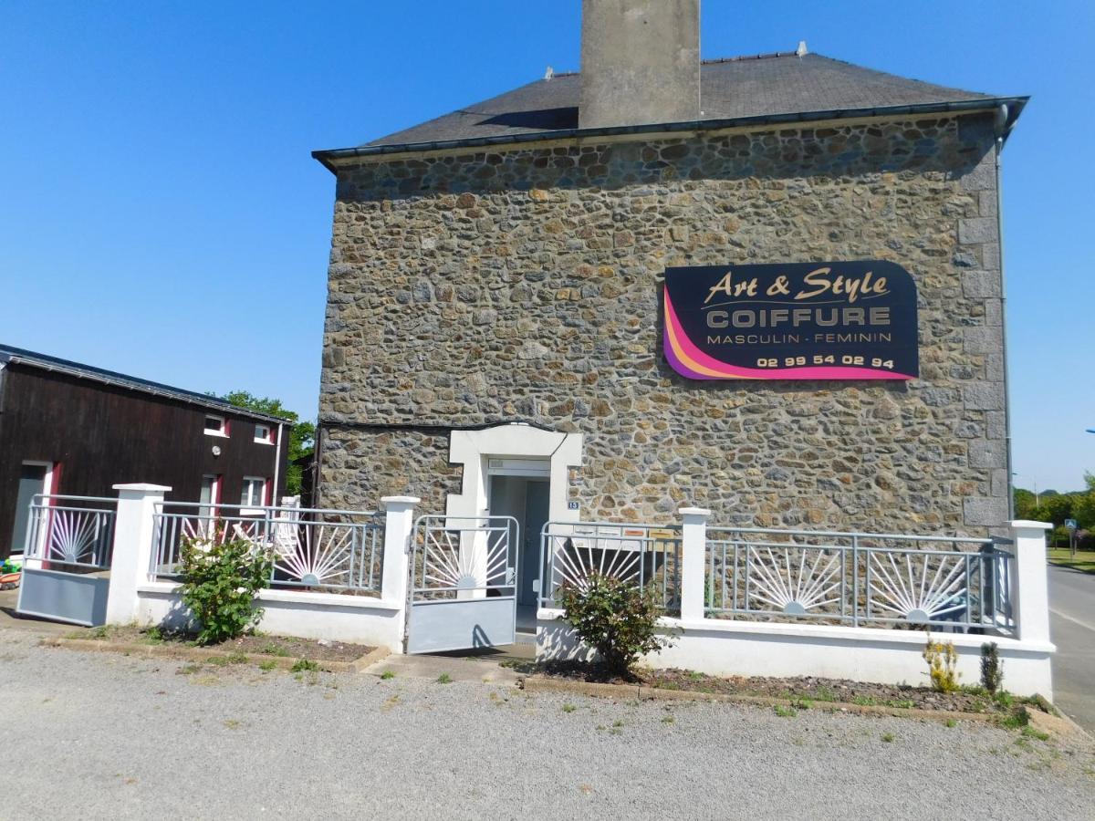 Gite De La Nouasse Quebriac Exterior photo